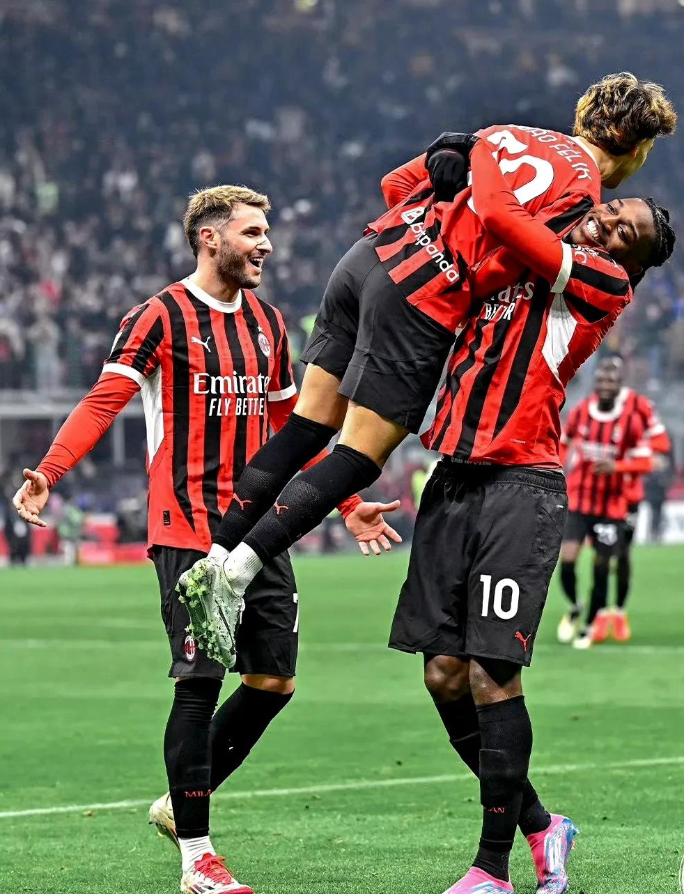 关于意大利杯今夜再迎强敌；武汉三镇状态回暖；主帅态度：底气十足；细节决定成败的信息