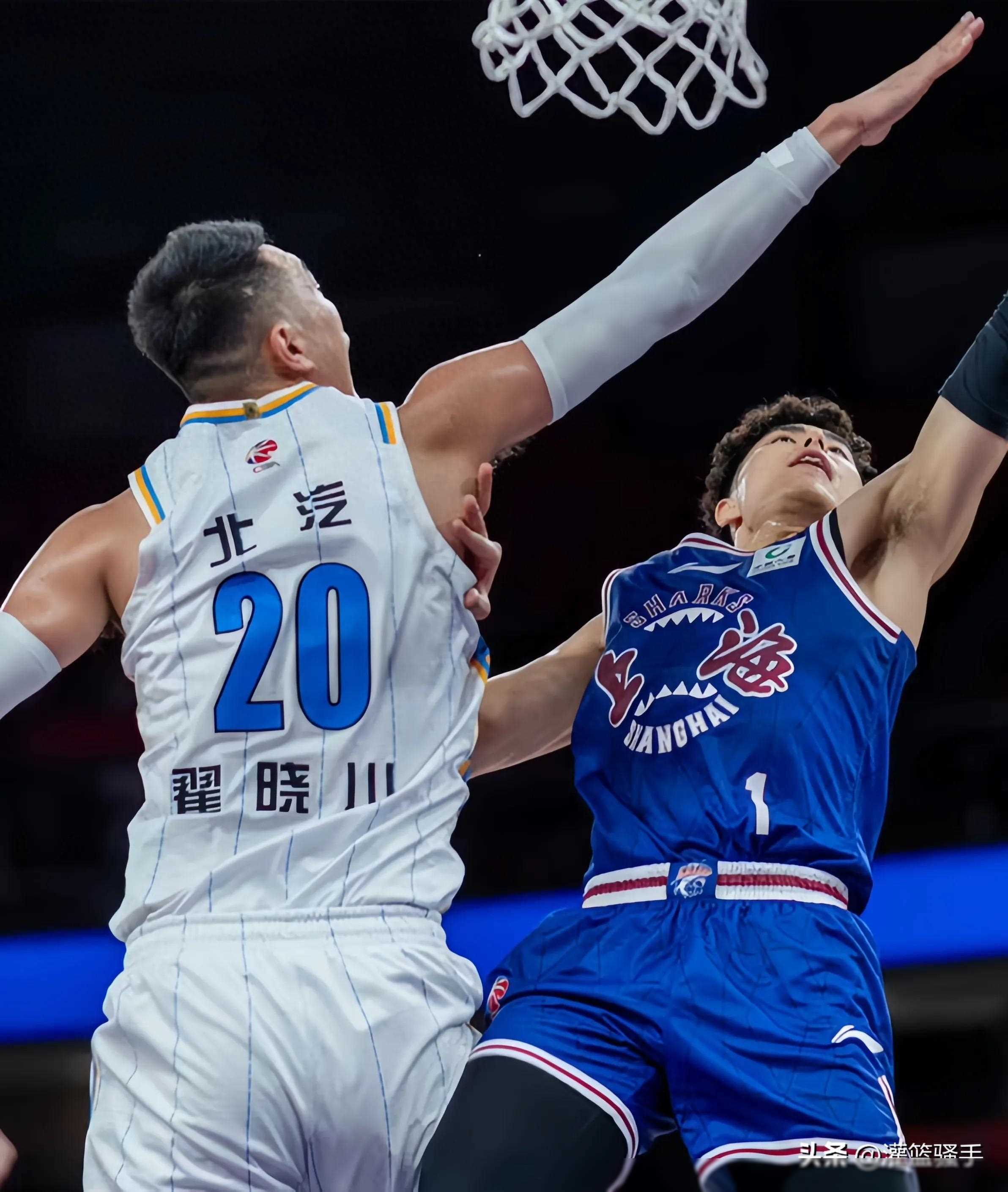 aiyouxi-包含赛后体能课后，曼城外线爆发备战CBA常规赛，引发热议，心理建设被强调的词条-aiyouxi