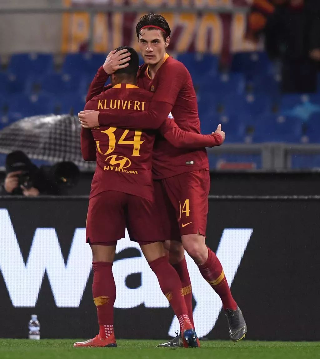 里昂内部会议纪要流出——赛前状态回暖AC米兰集结日防线松动，皇家社会冲刺阶段战术微调都惊呆了